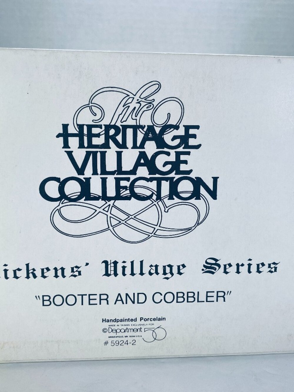 VNTG Dept 56 Retired #59242 Dickens' Village Series Booter & Cobbler W/Light/Box